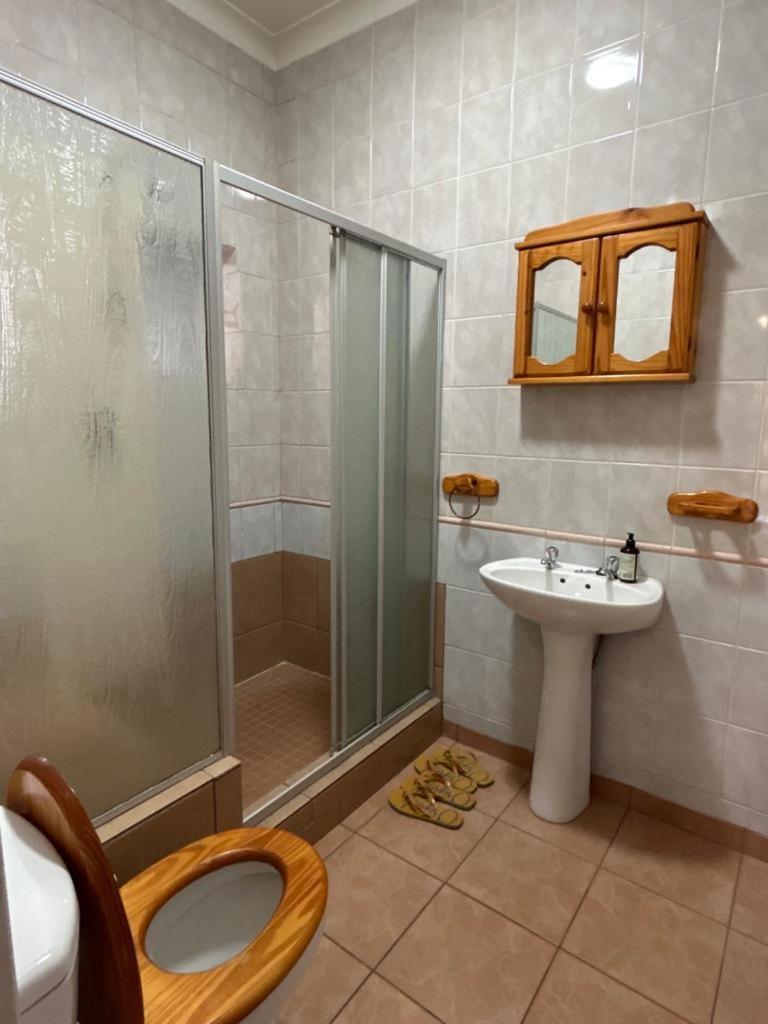 Blue Lantern Bed And Breakfast Kempton Park Dış mekan fotoğraf
